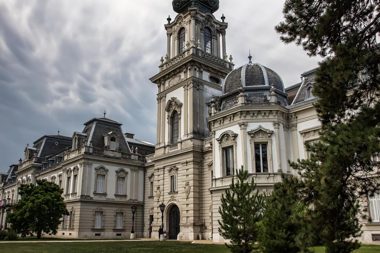 Ciao Lilla Apartman Keszthely Exteriör bild