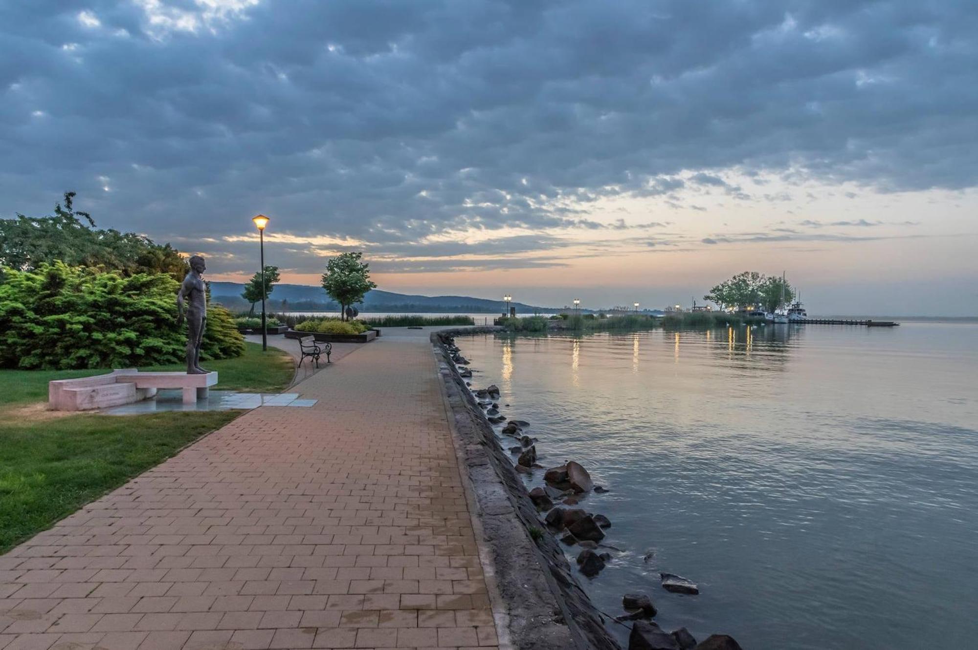 Ciao Lilla Apartman Keszthely Exteriör bild